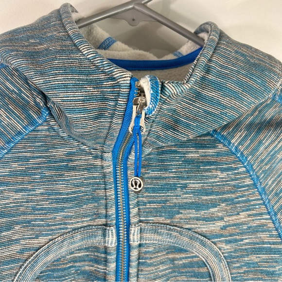 Lululemon Scuba Hoodie Stretch Women’s Sz 4 Blue Gray Full Zip Thumbholes W4A62S - Picture 3 of 15